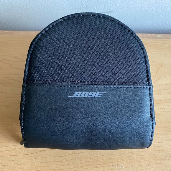 Bose SoundLink On-Ear Bluetooth Headphones - Triple Black - Picture 8 of 9